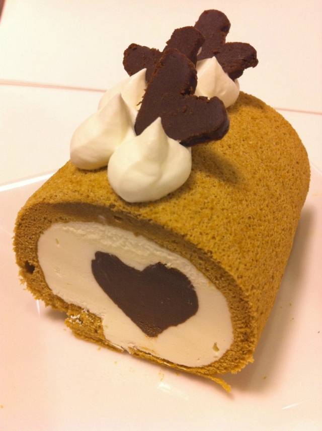 호불호가 갈리는 일본식 롤케이크.jpg | 인스티즈