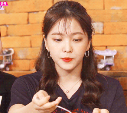 &#46624;양꿍 처음 먹어본 조이의 솔직한 반응.gif | 인스티즈