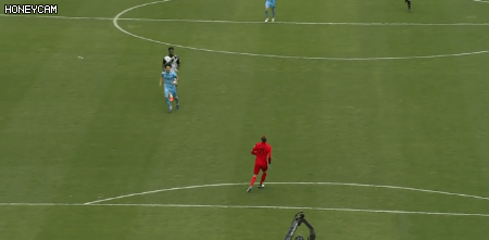 불과 한달 전 조현우 대형실수.gif | 인스티즈