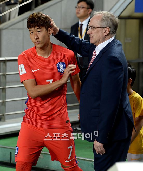 ??? : 아 아저씨 좀 저리가요 | 인스티즈