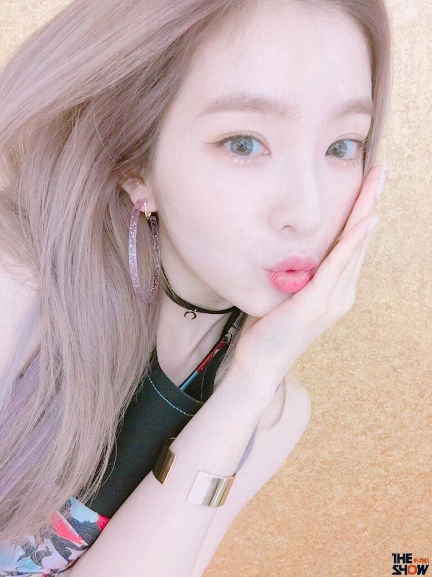 ì…€ì¹´ ëª» ì°ëŠ” ê±¸ë¡œ ìœ ëª…í•œ ì•„ì´ë¦° | ì¸ìŠ¤í‹°ì¦ˆ