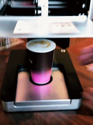 프린팅기계로 한 토니안 라떼아트.gif | 인스티즈