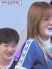 근본없는 윤보미 건강 댄스.gif | 인스티즈