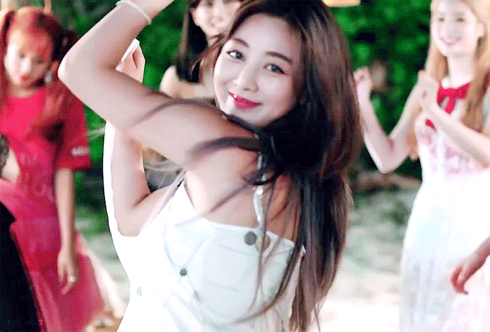 트와이스 신곡 뮤비 DTNA 갓지효 움짤.gif | 인스티즈