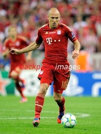 왼발하면 가장 먼저 생각나는 선수는? | 인스티즈