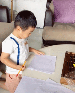 아햏의 자화상 그리기.gif | 인스티즈