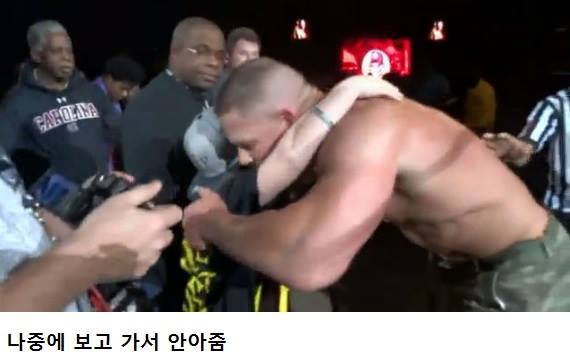 역대급 팬서비스 보여주는 존 시나 인성 | 인스티즈