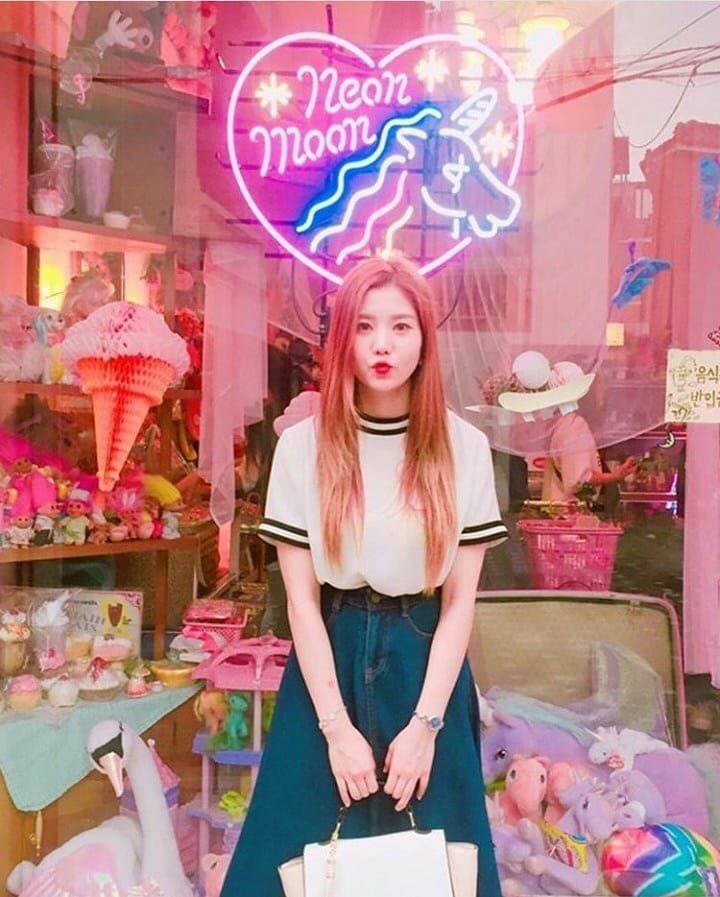 [프로듀스48] 퇴근하고 혼맥하러 갈 생각이라서 권은비 | 인스티즈