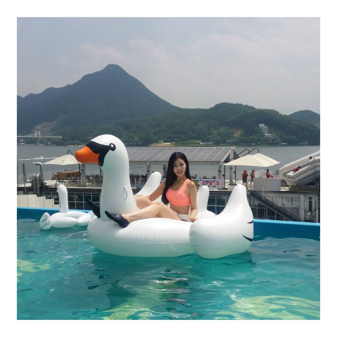 수영복입은 베리굿 조현.jpg | 인스티즈