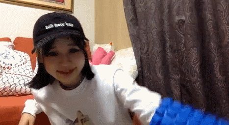 프로듀스48 180808 무라카와 비비안 쇼룸 움짤 | 인스티즈