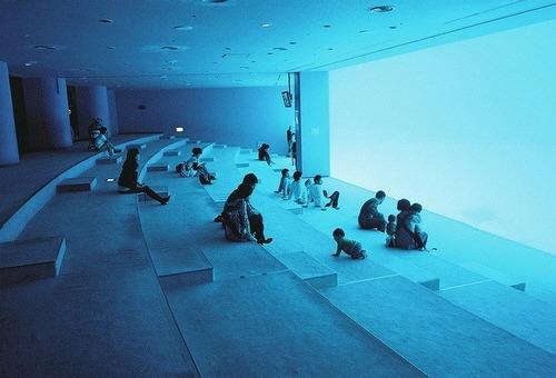  손을 뿌리치는 이유 | 인스티즈