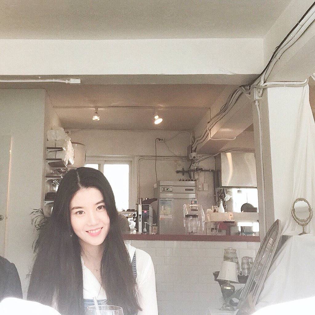 [프로듀스48] 퇴근하고 혼맥하러 갈 생각이라서 권은비 | 인스티즈