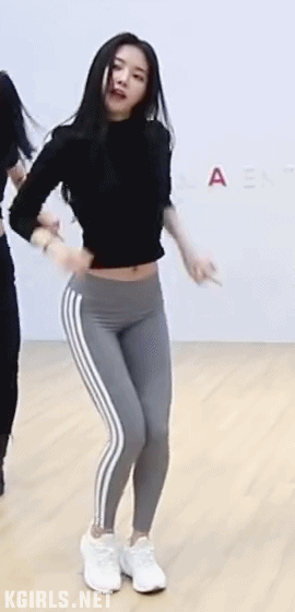 레깅스입고 1도없어 안무 연습하는 손나은.gif | 인스티즈