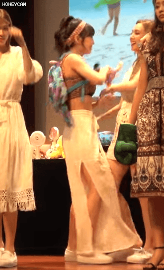 인형한테도 쫄아버리는 나연이 | 인스티즈