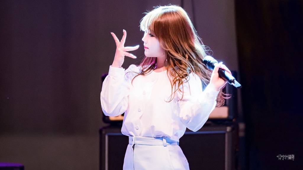 [러블리즈] 대한민국의 어웨이 레플이 도착해서 베이비소울 | 인스티즈