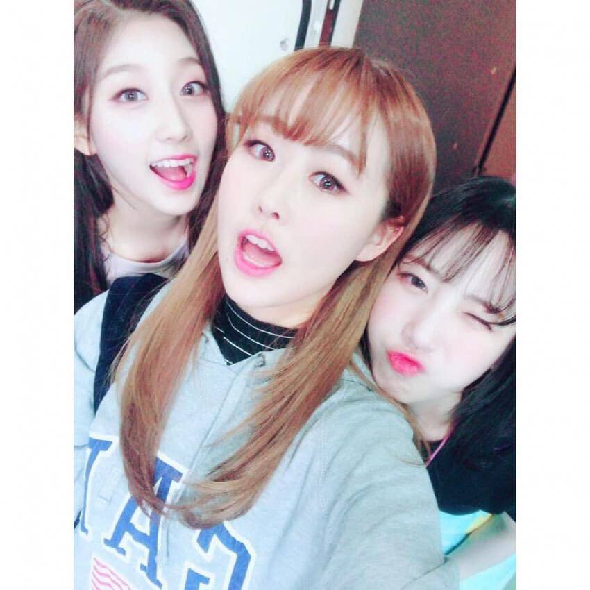 [러블리즈] 대한민국의 어웨이 레플이 도착해서 베이비소울 | 인스티즈