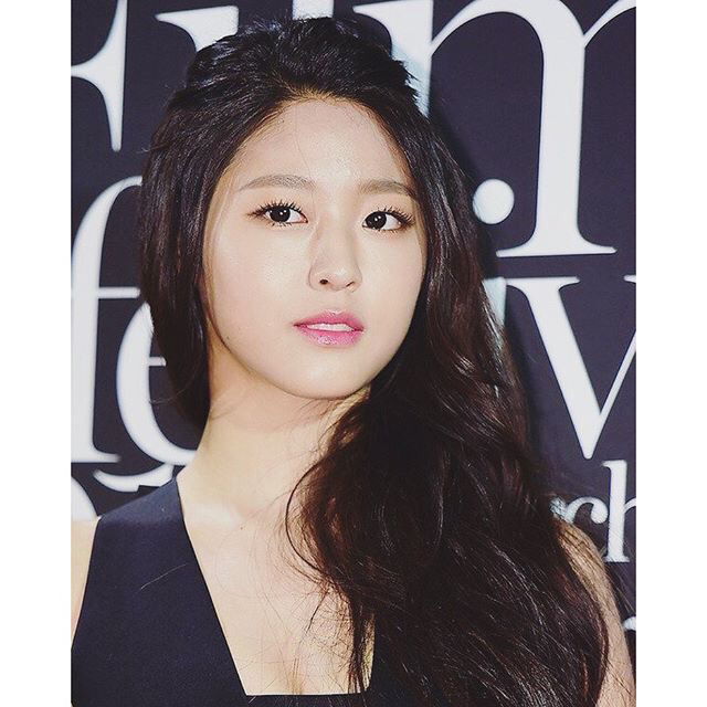 1일 1설현 | 인스티즈