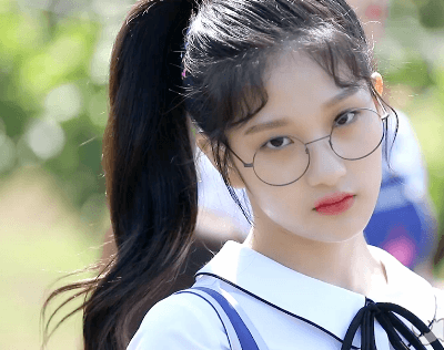 안경이 잘 어울리는 아이돌.gif | 인스티즈