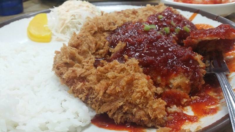 [돈까스] 맵기로 유명한 신대방 돈까스 | 인스티즈