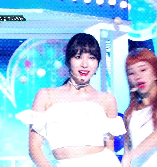 오프숄더입은 트와이스 미나.gif | 인스티즈