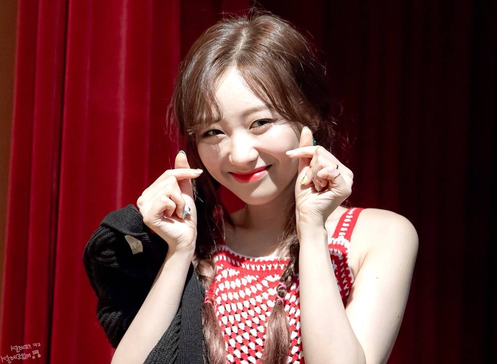 [러블리즈] 기타 레슨 가기 전에 수정이 | 인스티즈