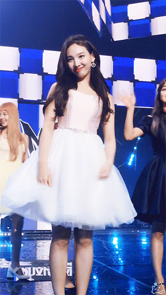 팬들 마음 박살 내는 나연이 ㄷㄷㄷ | 인스티즈