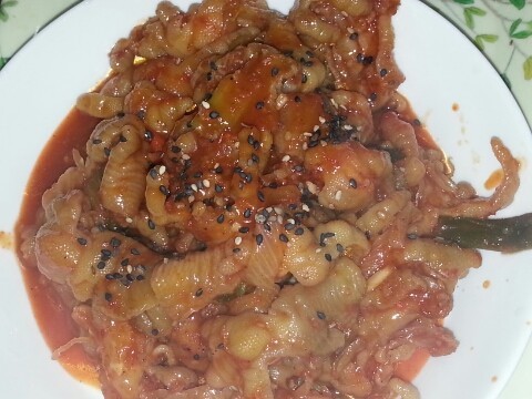 뼈있는 닭발 vs 뼈없는 닭발 | 인스티즈