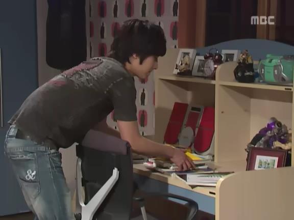 [거침없이하이킥] 멍청해서 지 돈도 못찾는 윤호 ㅋㅋㅋㅋㅋㅋㅋ.jpg | 인스티즈