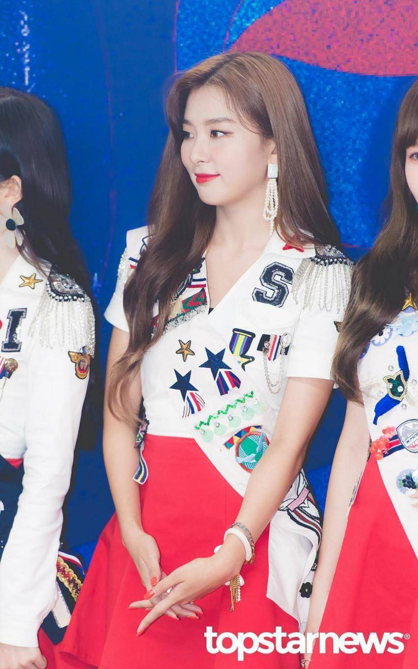 레드벨벳 레드메어 콘서트 기자회견사진 | 인스티즈