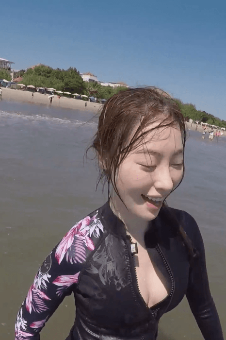 양정원 래쉬가드.gif | 인스티즈