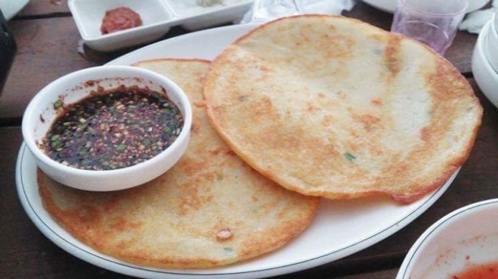 춘천 계곡물에 발 담그고 밥 먹는 집 | 인스티즈