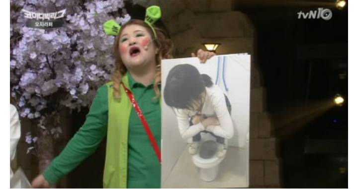 여자화장실에서 변기자세.jpg | 인스티즈