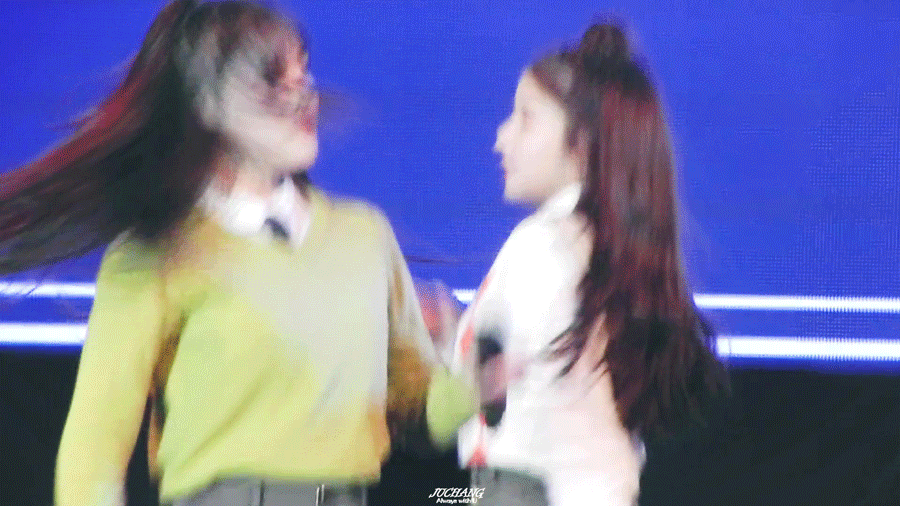 [여자친구] 생일파티에 초대받아서 유주 | 인스티즈