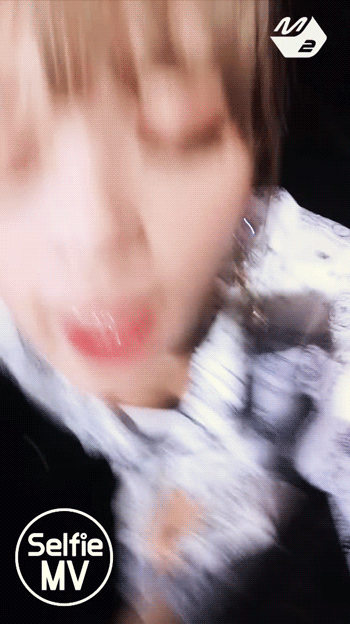 셀피 뮤비찍는 정연이.gif | 인스티즈