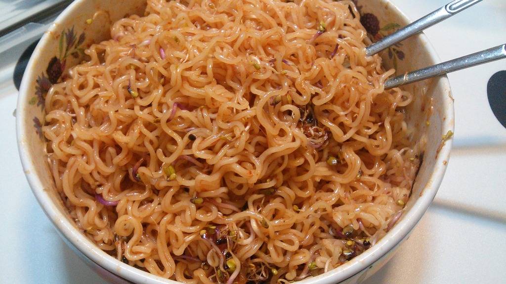 라면 회사에서 말하는 최고의 음식궁합 | 인스티즈