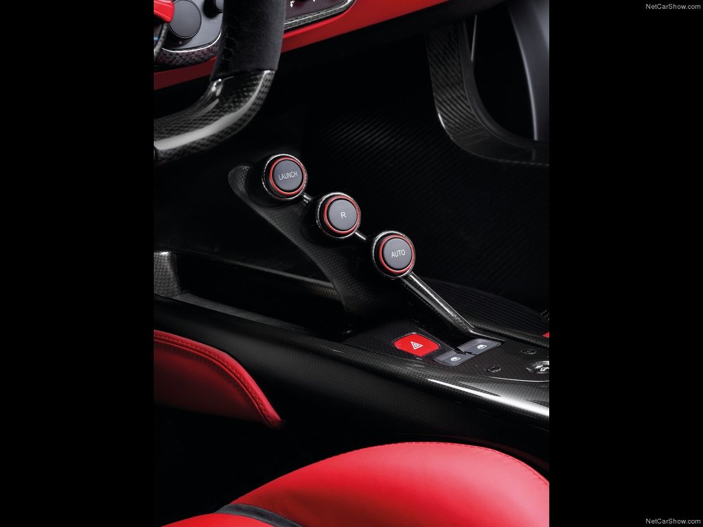 페라리 끝판왕 vs 람보르기니 끝판왕 | 인스티즈