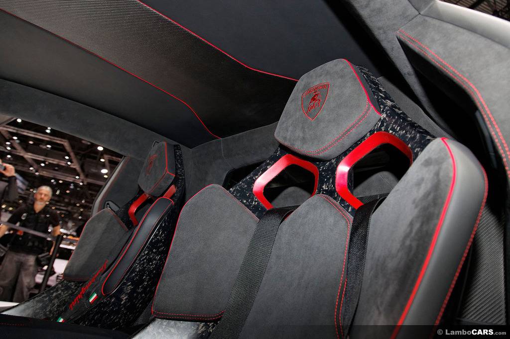 페라리 끝판왕 vs 람보르기니 끝판왕 | 인스티즈