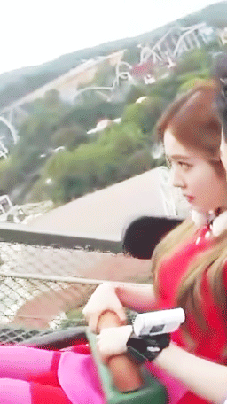 놀이기구가 무서운 아이린.gif | 인스티즈