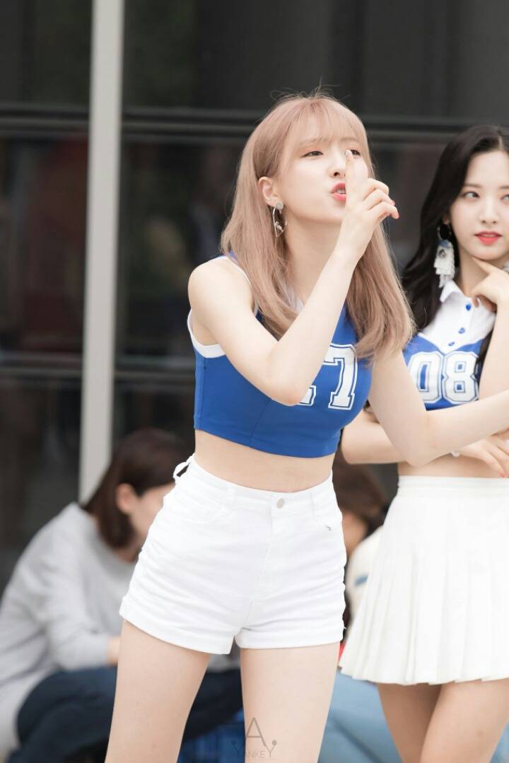 밖에서 새가 기분좋게 울어서 우주소녀 은서 | 인스티즈