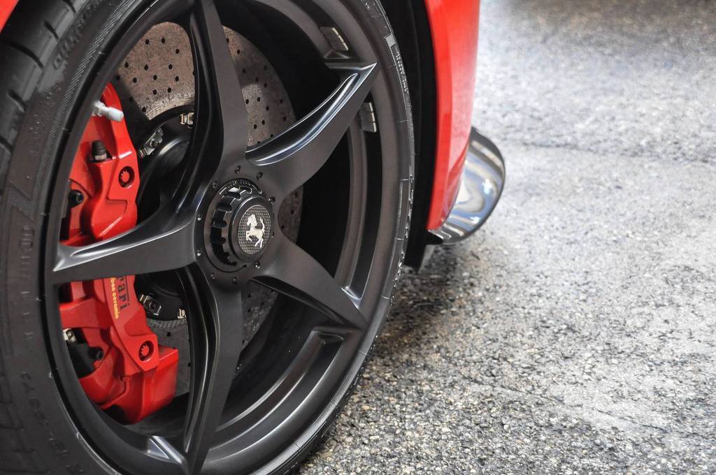 페라리 끝판왕 vs 람보르기니 끝판왕 | 인스티즈