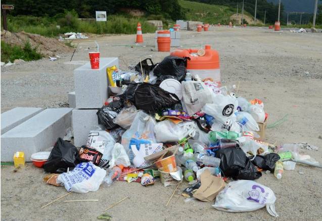 무도가요제 쓰레기 뒷처리 mbc측에서 사과해야 맞는건가?.jpg | 인스티즈