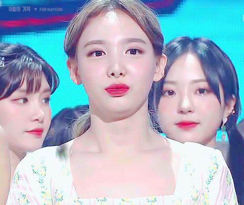 카메라만 보면 놀라는 아이돌 | 인스티즈