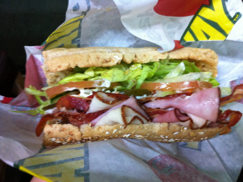 서브웨이 샌드위치 VS 이삭 토스트 | 인스티즈