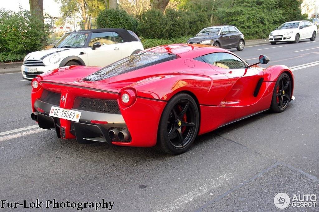 페라리 끝판왕 vs 람보르기니 끝판왕 | 인스티즈