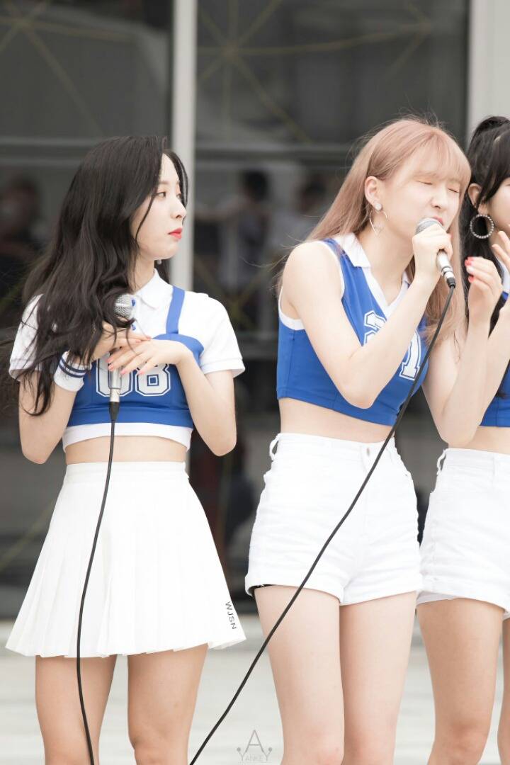 밖에서 새가 기분좋게 울어서 우주소녀 은서 | 인스티즈