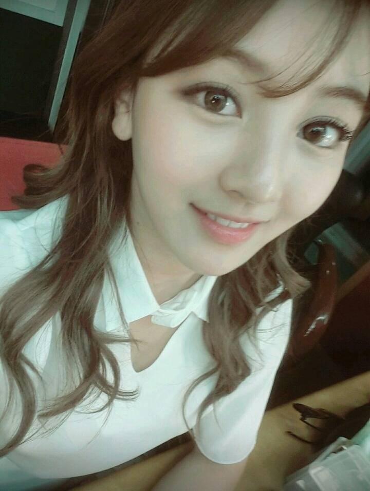 2월 1일 트와이스 지효 생일 | 인스티즈