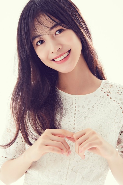 심심한 새벽에 네이버로 소속사 검색하다가 김태리 예뻐서 저장하고 이참에 다른 사람들도 찾아보자 해서 저장한 여자연예인들 | 인스티즈