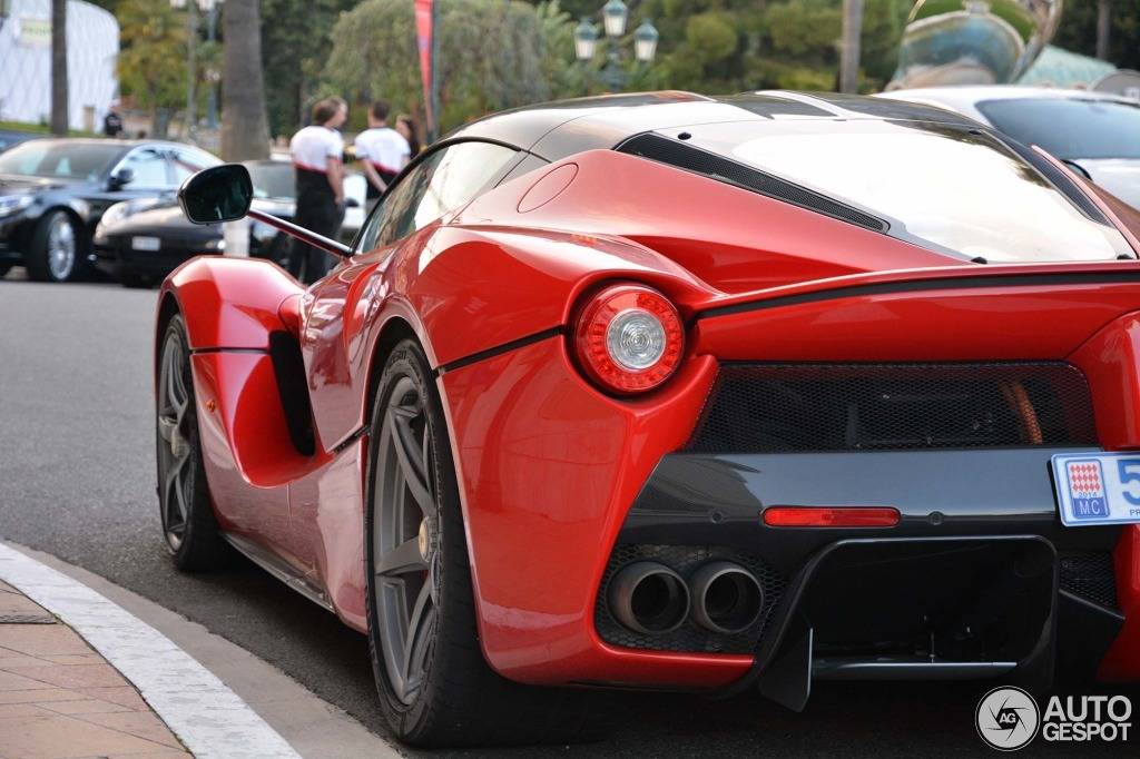 페라리 끝판왕 vs 람보르기니 끝판왕 | 인스티즈