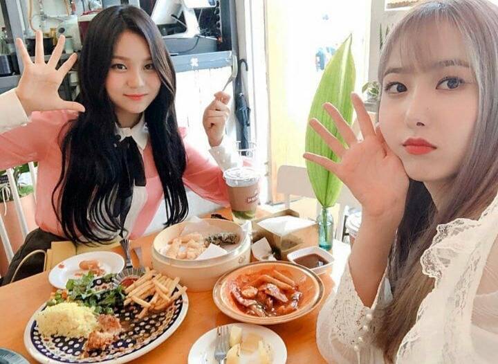 여자친구 엄지&신비.insta | 인스티즈