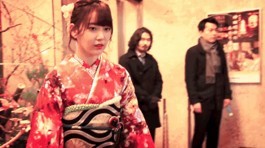 180114 성인식 콘서트 사쿠라.gif | 인스티즈